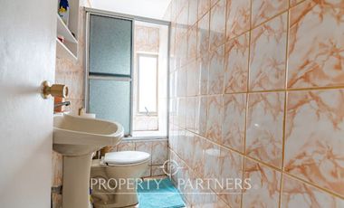 Gran Casa de 4 Niveles con Potencial Comercial en una Amplio terreno en La Serena