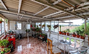 Gran Casa de 4 Niveles con Potencial Comercial en una Amplio terreno en La Serena