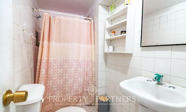 Gran Casa de 4 Niveles con Potencial Comercial en una Amplio terreno en La Serena