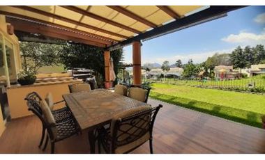 CASA EN VENTA TOTALMENTE EQUIPADA EN PUNTA SUR VALLE DE BRAVO