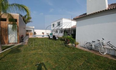 Casas Venta General Zuazua  27-CV-5212