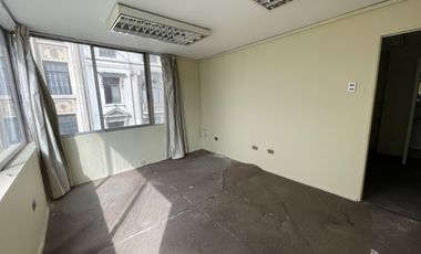 OFICINA EN VENTA, EDIFICIO BABURIZZA (CÓD. 429)