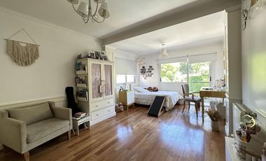 Venta Casa 6 Amb con pileta climatizada en Barrancas de Guido