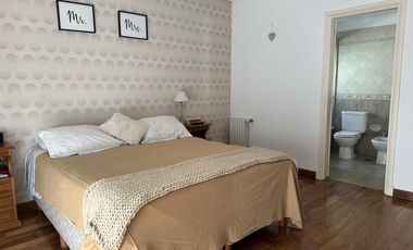 Venta Casa 6 Amb con pileta climatizada en Barrancas de Guido