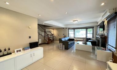 Venta Casa 6 Amb con pileta climatizada en Barrancas de Guido