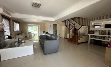 Venta Casa 6 Amb con pileta climatizada en Barrancas de Guido
