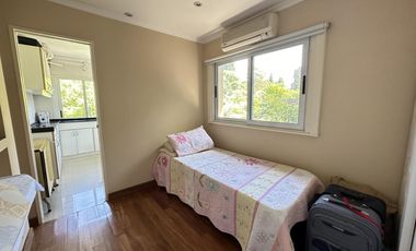 Venta Casa 6 Amb con pileta climatizada en Barrancas de Guido