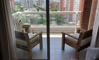 MUY BUEN DPTO. REFACCIONADO EN PISO ALTO