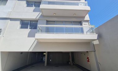 Semipisos de 2 ambientes en pozo