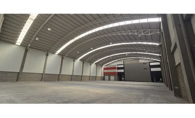 Bodega en Arrendamiento Autopista Medellín 2.600 M2
