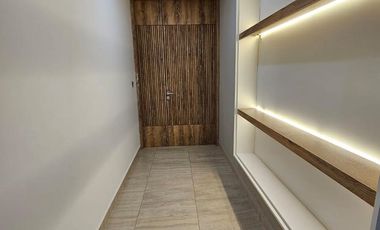 Casa Gerencial en Barrio Confluencia