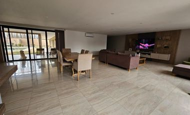 Casa Gerencial en Barrio Confluencia