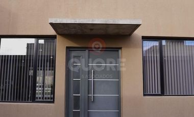Casa Gerencial en Barrio Confluencia
