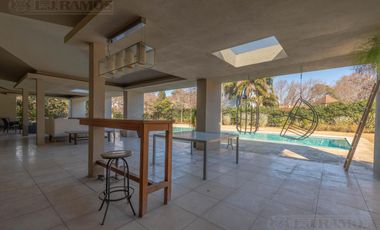 Casa en San Jorge Village CC