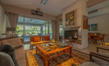 Casa en San Jorge Village CC