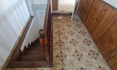 VENTA EN BLOQUE CASA MAS LOCALES EN QUILMES