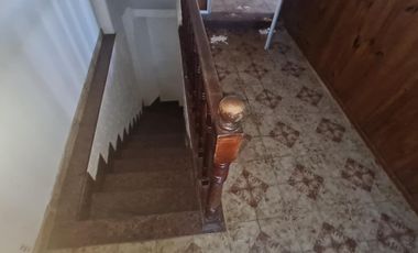 VENTA EN BLOQUE CASA MAS LOCALES EN QUILMES