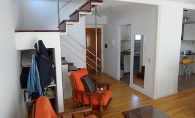 Casa con local, oficinas y terreno venta centro Neuquén