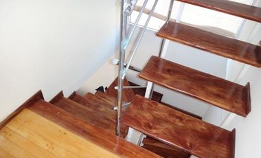 Casa con local, oficinas y terreno venta centro Neuquén