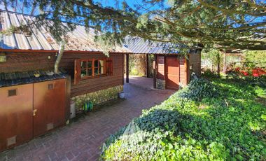 Casa 3 amb con Pileta y Quincho (840 m2 de lote) en Bruno e/ Olga y Ofelia - Sierra de los Padres