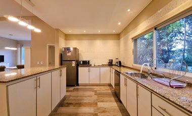 Casa en Venta Costa Esmeralda
