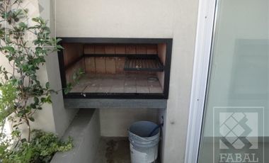 Departamento venta Centro Neuquén, 1 dormitorio, 2 baños, parrilla, terraza y cochera