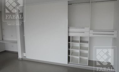 Departamento venta Centro Neuquén, 1 dormitorio, 2 baños, parrilla, terraza y cochera