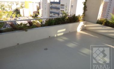 Departamento venta Centro Neuquén, 1 dormitorio, 2 baños, parrilla, terraza y cochera