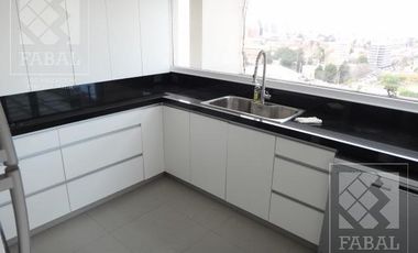 Departamento venta Centro Neuquén, 1 dormitorio, 2 baños, parrilla, terraza y cochera