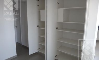 Departamento venta Centro Neuquén, 1 dormitorio, 2 baños, parrilla, terraza y cochera
