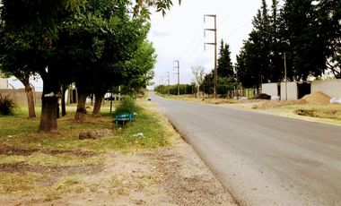 Casa en venta - 3 Dormitorios 1 Baño - 900Mts2 - Lisandro Olmos, La Plata