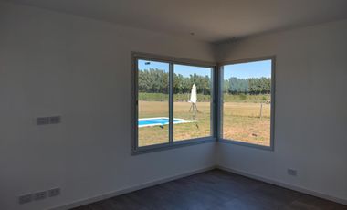 Casa en venta a estrenar en Barrio Privado Monet