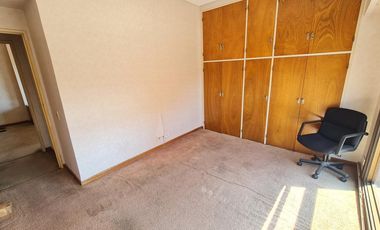 Departamento 4 ambientes con cochera  - Quilmes Centro