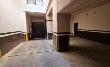 Departamento 4 ambientes con cochera  - Quilmes Centro