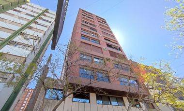 Departamento 4 ambientes con cochera  - Quilmes Centro