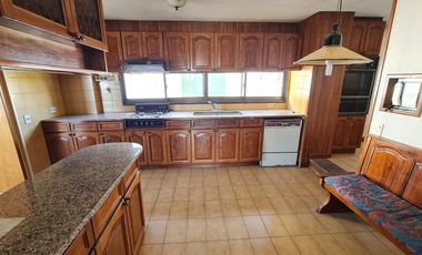 Departamento 4 ambientes con cochera  - Quilmes Centro