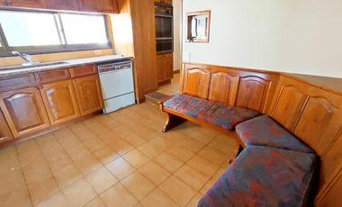 Departamento 4 ambientes con cochera  - Quilmes Centro