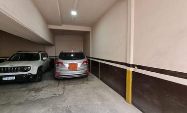 Departamento 4 ambientes con cochera  - Quilmes Centro