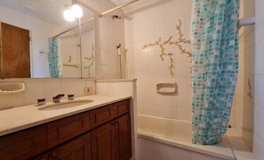 Departamento 4 ambientes con cochera  - Quilmes Centro