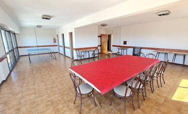 Departamento 4 ambientes con cochera  - Quilmes Centro