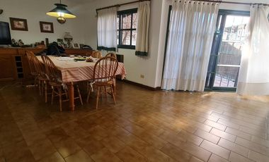 Casa en venta Quilmes residencial Uriburu 941