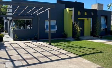 Casa en alquiler, 4 ambientes- Brickland Barrio Canning