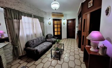 Casa en venta en Berisso. Consultorios. Oficinas