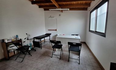 Casa en venta en Berisso. Consultorios. Oficinas