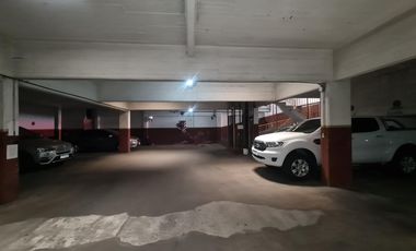 VENTA COCHERA CUBIERTA EN QUILMES CENTRO