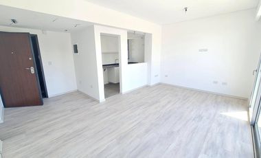 Semipisos de 2 ambientes en pozo