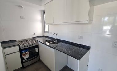 Semipisos de 2 ambientes en pozo