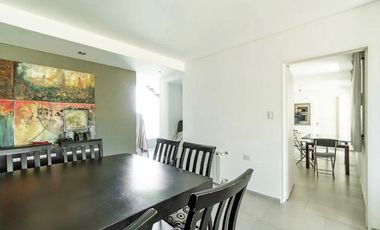 Casa en  venta de 4 dormitorios en Barrio privado