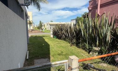 Casa en  venta de 4 dormitorios en Barrio privado