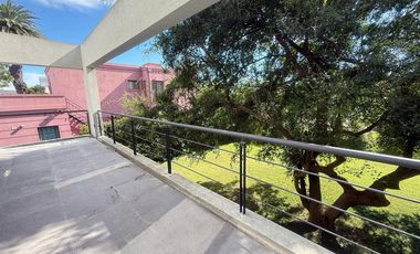 Casa en  venta de 4 dormitorios en Barrio privado